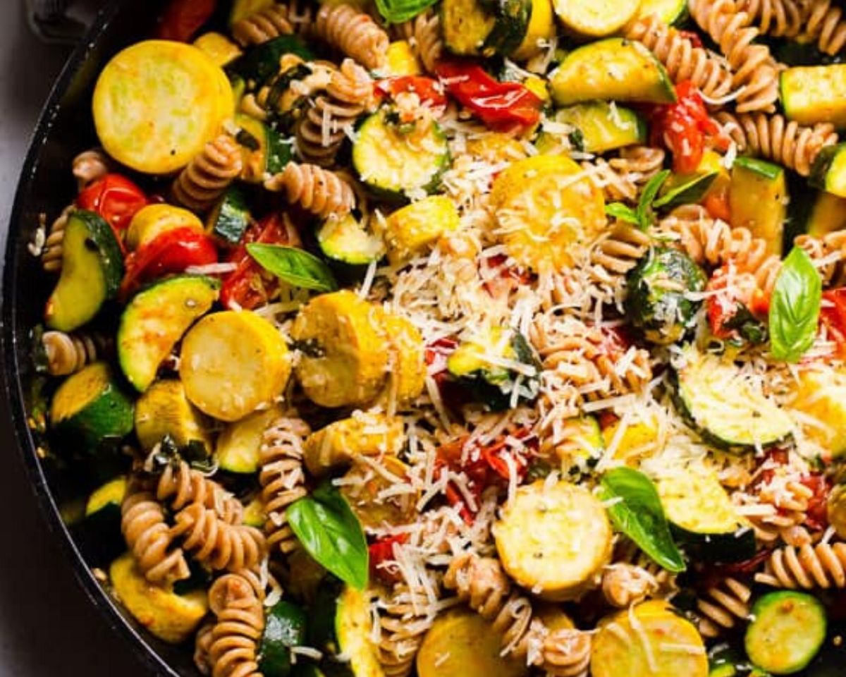 Zucchini Pasta Recipe - Quick Recipe for a Complete Meal