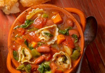 Vegetable Tortellini Soup