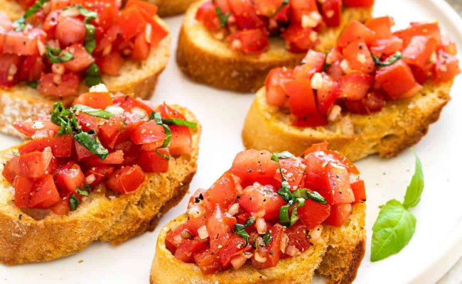 Tomato Recipes - Bruschetta with Tomatoes and Basil