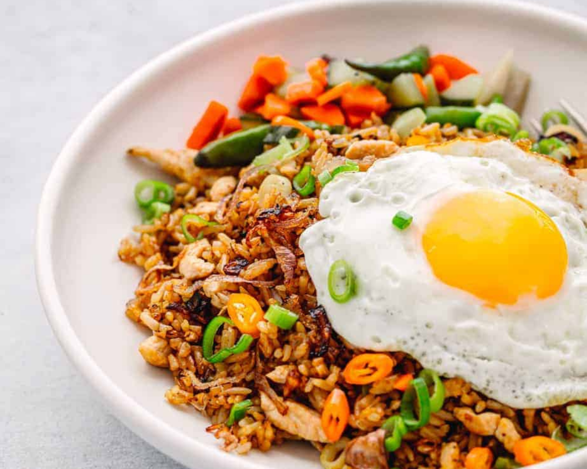 Nasi Goreng Recipe: Delicious Indonesian Dish You Must Try!