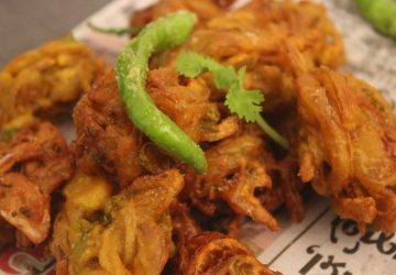 Onion Bhajiya Recipe